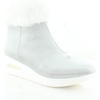 Silver/White Abri
